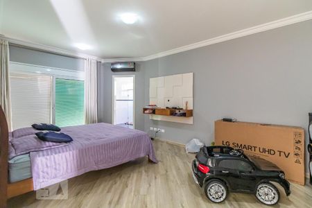 Casa à venda com 403m², 5 quartos e 4 vagasSuíte 4
