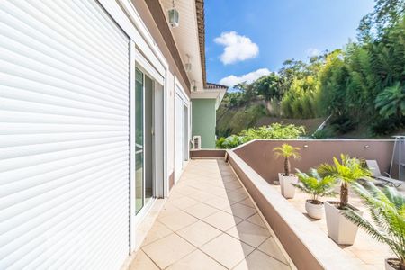 Casa à venda com 403m², 5 quartos e 4 vagasSuíte 3