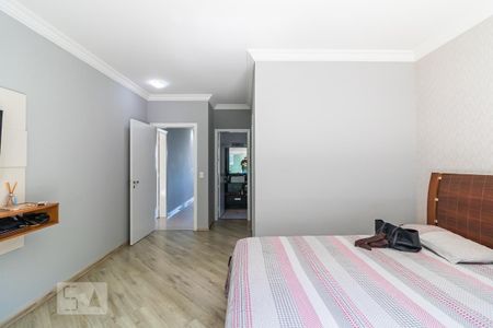 Casa à venda com 403m², 5 quartos e 4 vagasSuíte 2