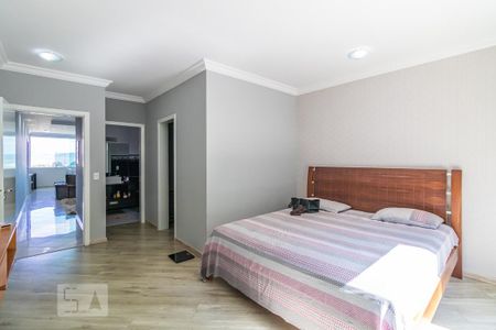 Casa à venda com 403m², 5 quartos e 4 vagasSuíte 2
