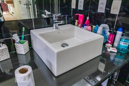 Casa à venda com 403m², 5 quartos e 4 vagasBanheiro da Suíte 3