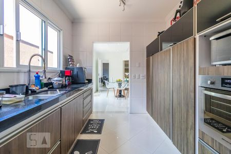 Casa à venda com 403m², 5 quartos e 4 vagasCozinha