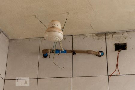 Casa para alugar com 150m², 3 quartos e 1 vaga Casa para alugar com 150m², 3 quartos e 1 vagaBanheiro Chuveiro