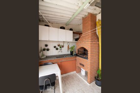 Casa à venda com 135m², 3 quartos e 2 vagasChurrasqueira