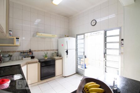 Casa à venda com 135m², 3 quartos e 2 vagasCozinha