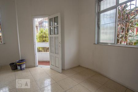 Sala de apartamento à venda com 2 quartos, 60m² em Penha Circular, Rio de Janeiro