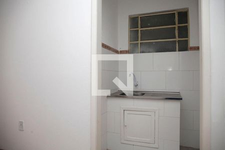 Cozinha de kitnet/studio para alugar com 1 quarto, 30m² em Centro Histórico, Porto Alegre