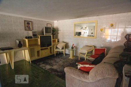 Casa à venda com 400m², 3 quartos e 5 vagasSalão 