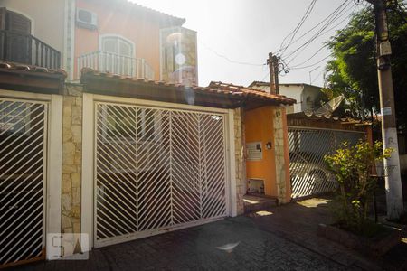 Casa à venda com 400m², 3 quartos e 5 vagasFachada