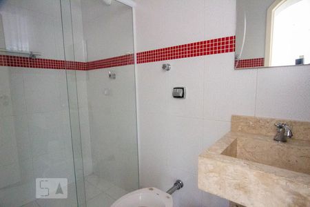 Casa à venda com 400m², 3 quartos e 5 vagasBanheiro garagem