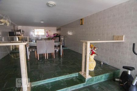 Casa à venda com 400m², 3 quartos e 5 vagasSalão 
