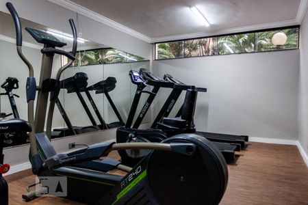 Apartamento à venda com 92m², 4 quartos e 1 vaga Apartamento à venda com 92m², 4 quartos e 1 vagaÁrea comum - Academia