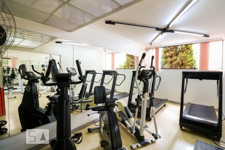 Apartamento à venda com 92m², 4 quartos e 1 vaga Apartamento à venda com 92m², 4 quartos e 1 vagaÁrea comum - Academia