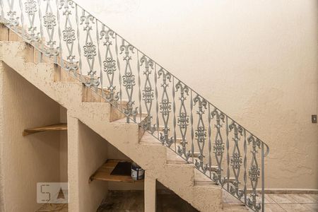 Casa à venda com 231m², 4 quartos e 1 vaga Casa à venda com 231m², 4 quartos e 1 vagaVista Escritório