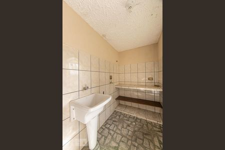 Casa à venda com 231m², 4 quartos e 1 vaga Casa à venda com 231m², 4 quartos e 1 vagaÁrea de Serviço