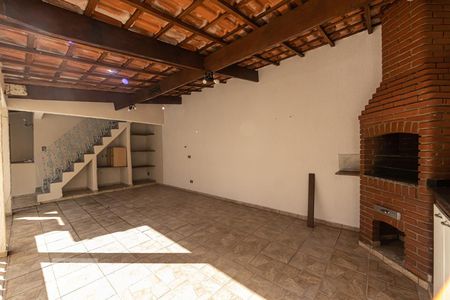 Casa à venda com 231m², 4 quartos e 1 vaga Casa à venda com 231m², 4 quartos e 1 vagaTerraço 1 Churrasqueira