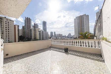 Casa à venda com 231m², 4 quartos e 1 vaga Casa à venda com 231m², 4 quartos e 1 vagaTerraço 2