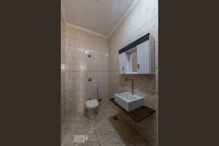 Casa à venda com 231m², 4 quartos e 1 vaga Casa à venda com 231m², 4 quartos e 1 vagaBanheiro Social 1