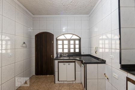 Casa à venda com 231m², 4 quartos e 1 vaga Casa à venda com 231m², 4 quartos e 1 vagaCozinha