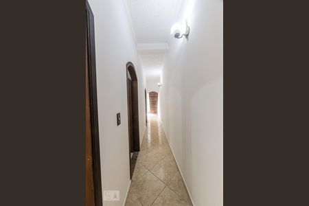 Casa à venda com 231m², 4 quartos e 1 vaga Casa à venda com 231m², 4 quartos e 1 vagaCorredor