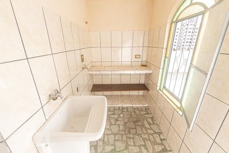 Casa à venda com 231m², 4 quartos e 1 vaga Casa à venda com 231m², 4 quartos e 1 vagaÁrea de Serviço