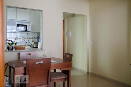 Apartamento à venda com 43m², 1 quarto e sem vagaSala