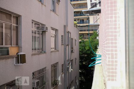 Vista lateral da Sala de apartamento à venda com 1 quarto, 43m² em Tijuca, Rio de Janeiro