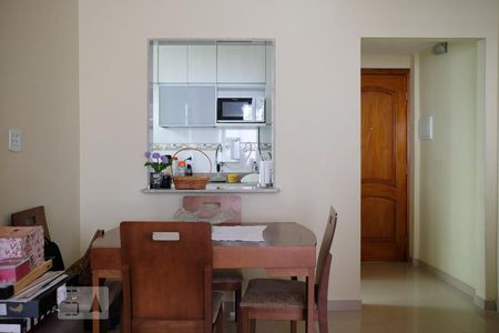 Apartamento à venda com 43m², 1 quarto e sem vagaSala