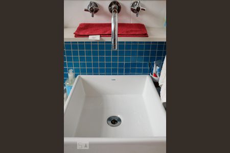 Apartamento à venda com 43m², 1 quarto e sem vagaBanheiro da Suíte