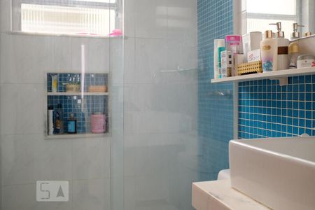 Apartamento à venda com 43m², 1 quarto e sem vagaBanheiro da Suíte