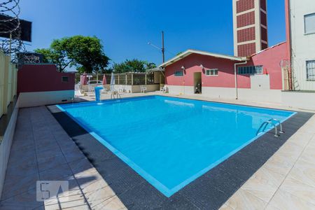 Apartamento à venda com 60m², 2 quartos e 1 vaga Apartamento à venda com 60m², 2 quartos e 1 vagaÁrea comum - Piscina
