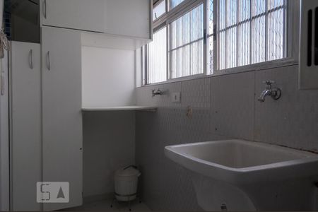 Apartamento para alugar com 70m², 2 quartos e 1 vaga Apartamento para alugar com 70m², 2 quartos e 1 vagaÁrea de Serviço