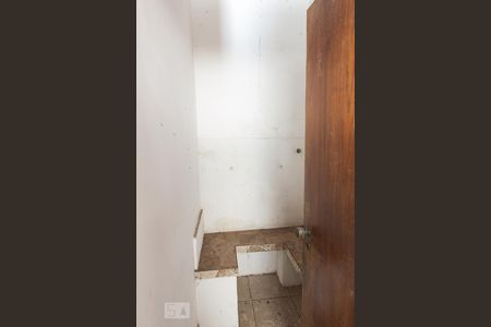 Casa à venda com 400m², 5 quartos e 6 vagasCozinha da área de serviço