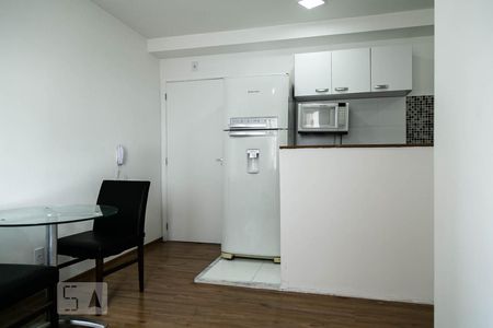 Sala de apartamento à venda com 2 quartos, 40m² em Paraíso do Morumbi, São Paulo