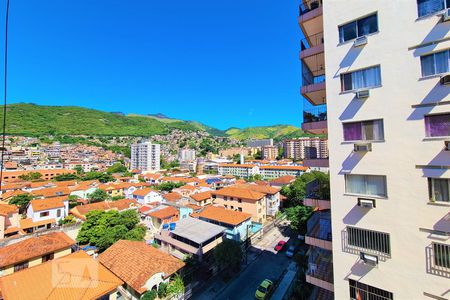Vista de apartamento à venda com 2 quartos, 68m² em Lins de Vasconcelos, Rio de Janeiro