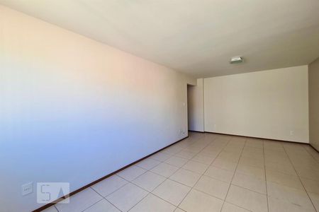 Sala de apartamento à venda com 2 quartos, 68m² em Lins de Vasconcelos, Rio de Janeiro