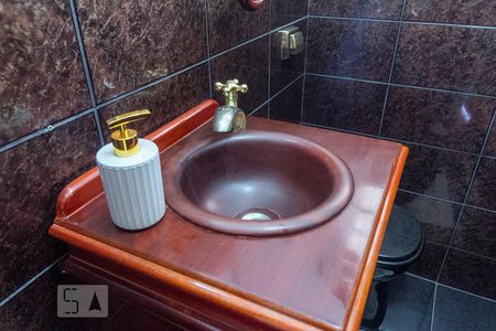 Casa à venda com 258m², 3 quartos e 4 vagasLavabo