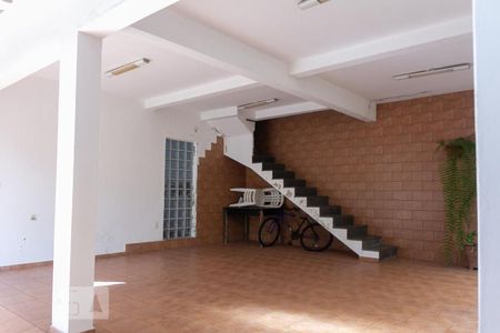 Casa à venda com 258m², 3 quartos e 4 vagasGaragem