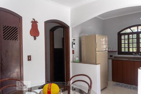 Casa à venda com 258m², 3 quartos e 4 vagasCopa