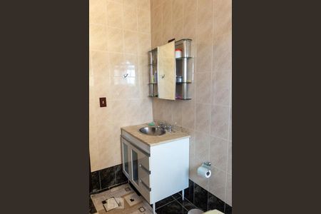 Casa à venda com 258m², 3 quartos e 4 vagasBanheiro Social