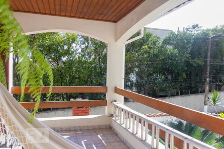 Casa à venda com 258m², 3 quartos e 4 vagasQuarto 3 - sacada