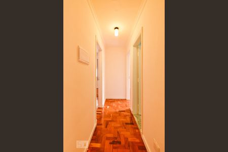 Corredor de apartamento para alugar com 2 quartos, 99m² em Cerqueira César, São Paulo