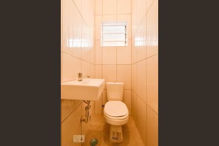 Lavabo de apartamento para alugar com 2 quartos, 99m² em Cerqueira César, São Paulo