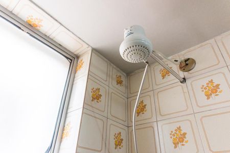Apartamento para alugar com 70m², 2 quartos e 1 vaga Apartamento para alugar com 70m², 2 quartos e 1 vagaChuveiro