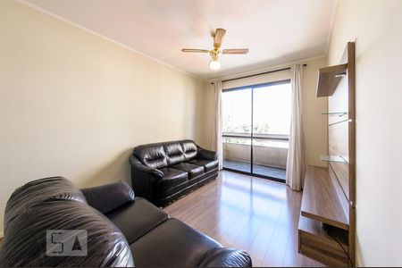 Sala de apartamento para alugar com 1 quarto, 62m² em Vila Itapura, Campinas
