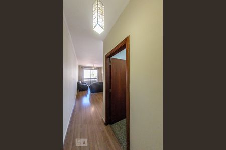 Entrada de apartamento para alugar com 1 quarto, 62m² em Vila Itapura, Campinas