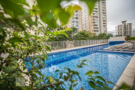 Apartamento à venda com 64m², 2 quartos e 2 vagasÁrea comum - Piscina