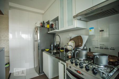 Apartamento à venda com 64m², 2 quartos e 2 vagasCozinha
