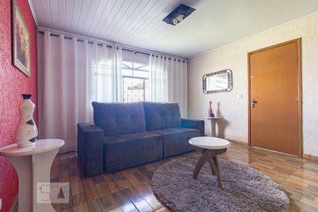 Sala 1 de casa para alugar com 4 quartos, 396m² em Pinheirinho, Curitiba