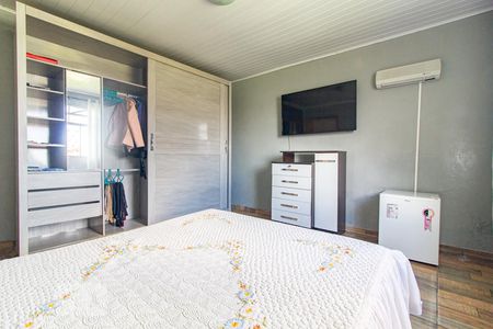 Quarto 1 de casa para alugar com 4 quartos, 396m² em Pinheirinho, Curitiba